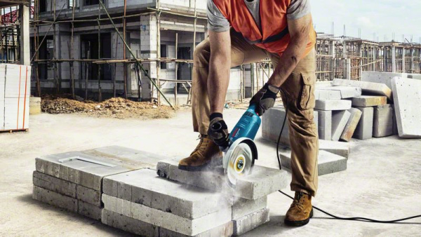 Углошлифовальная УШМ ( болгарка ) Bosch GWS 2200 Professional, 2200 Вт, 6500 об/мин, д.диска - 230 мм, 8192537