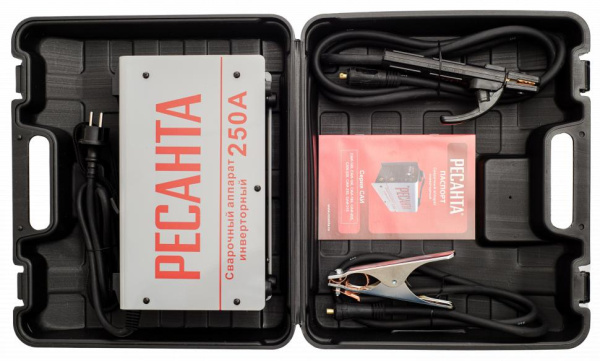 Сварочный аппарат инверторный САИ 250 в кейсе Ресанта