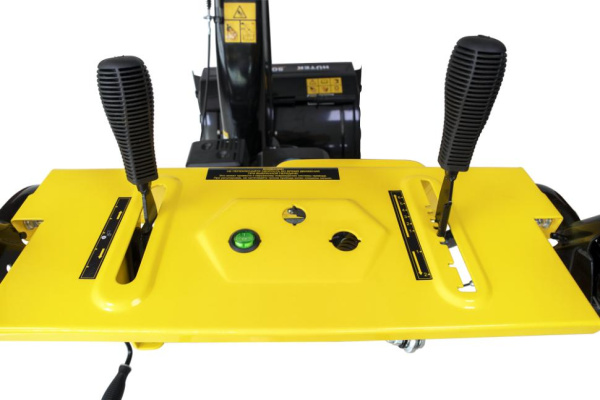 Снегоуборщик Huter SGC 4800EX (с электростартером)