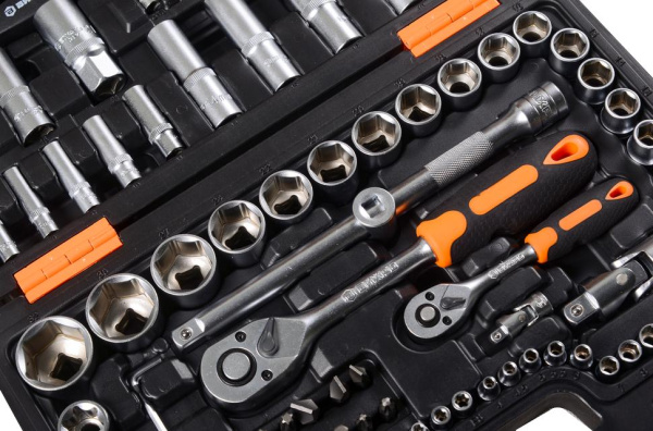 Набор инструментов , 1/2", 1/4", CrV, в кейсе 108 предм Вихрь, шт, 73/6/7/8