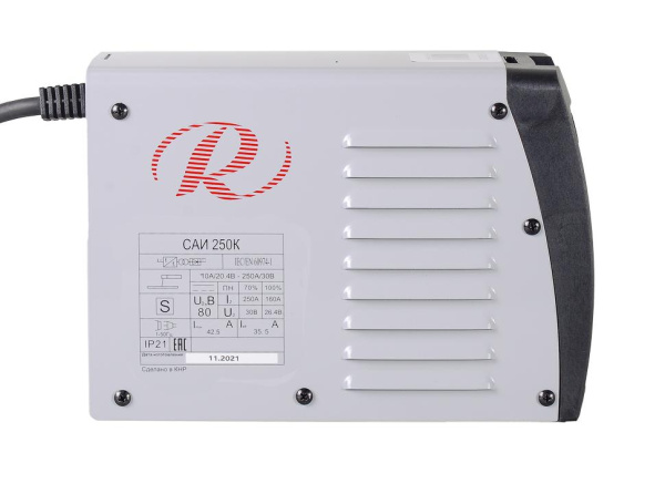 Сварочный инвертор РЕСАНТА САИ 250К (компакт), 250А, 65/38