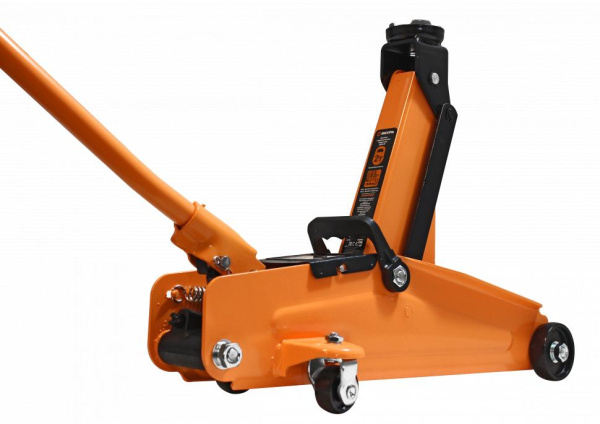 Домкрат гидравлический подкатной ДМК-2К (2 т, 135-385 мм, в кейсе) Вихрь, 73/5/4/1