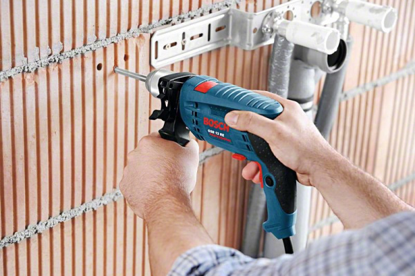 Дрель ударная Bosch GSB 13 RE (ЗВП), ключевой, 600 Вт, 44800 уд/мин, 2800 об/мин, реверс, 1.8 кг, 0152107