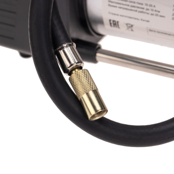 Компрессор автомобильный усиленный двухпоршневой в кейсе с набором инструментов (60л/мин, 10 АТМ) REXANT