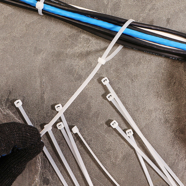 Хомут nylon 3.6 х 300 мм 100 шт белый  REXANT