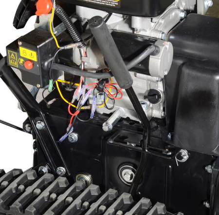 Снегоуборщик Huter SGC 6000CD (на гусеницах)