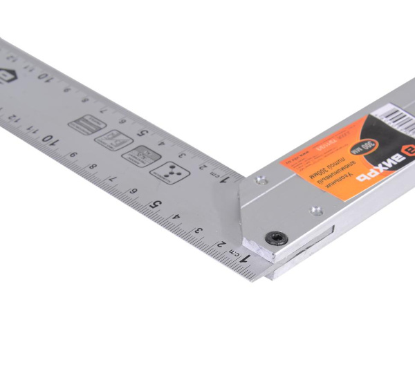 Угольник литой 300 мм, 73/11/3/3 "ВИХРЬ"