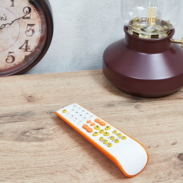 Пульт универсальный для телевизоров, разные модели, фирмы REXANT RX-952