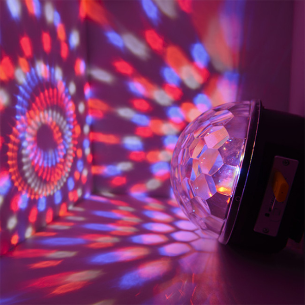 Светодиодная система B52 "YB-6", 220В, 6цв. свечения, USB-флешка, ПДУ, точки