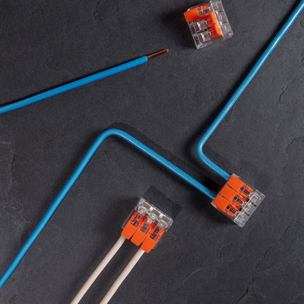 Универсальная компактная клемма, 3-проводная до 4,0 мм² (50 шт. /уп. ) REXANT