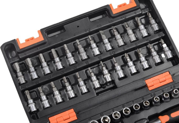 Набор инструментов, 1/4" , CrV, пластиковый кейс 57 предм 73/6/7/2 "ВИХРЬ"