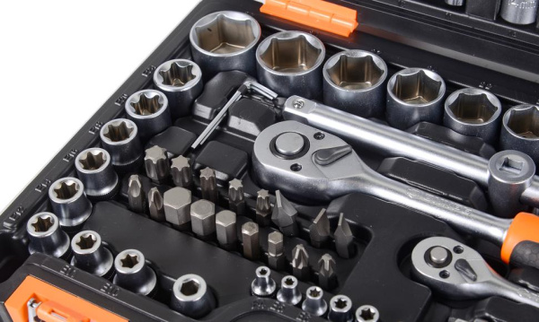 Набор инструментов , 1/2", 1/4", CrV, в кейсе 108 предм Вихрь, шт, 73/6/7/8