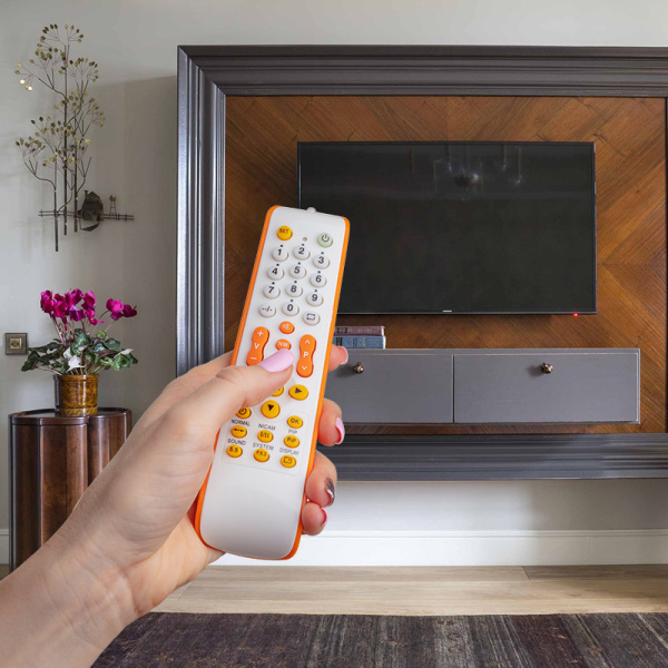 Пульт универсальный для телевизоров, разные модели, фирмы REXANT RX-952