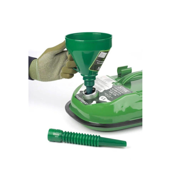 Воронка для ГСМ STVOL пластиковая, с гофрированным носиком, d=135мм (SFL01), 1622294